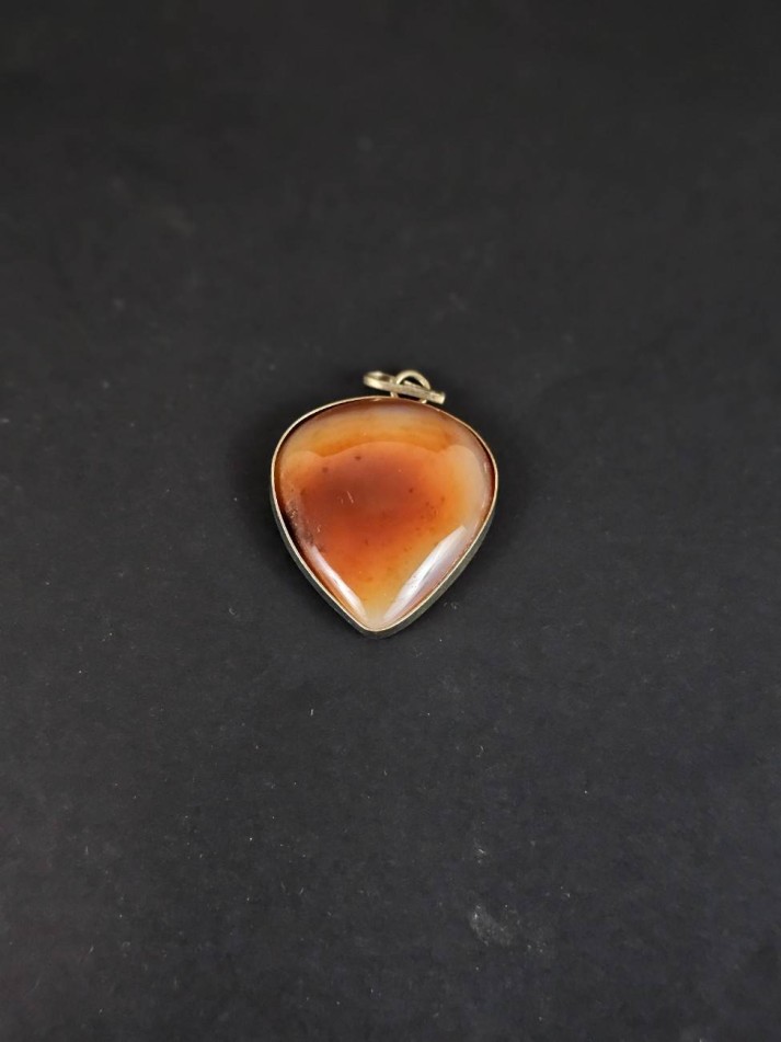 Red carnelian Pendant